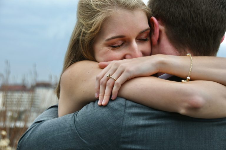 How to Set Phone Boundaries Without Becoming Controlling
